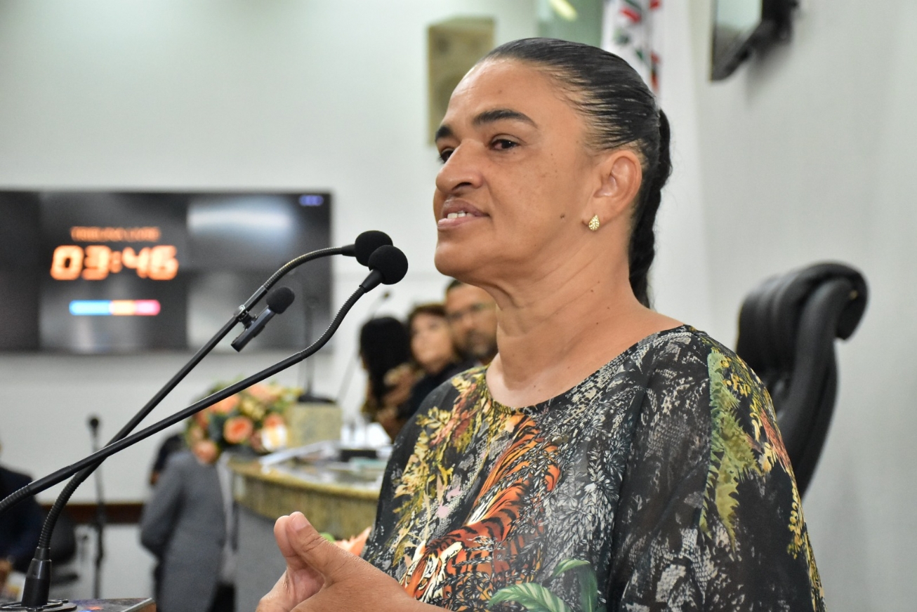 Pessoas com HIV/AIDS esperam até oito meses para primeira consulta em Centro Especializado de Saúde, diz presidente de associação
