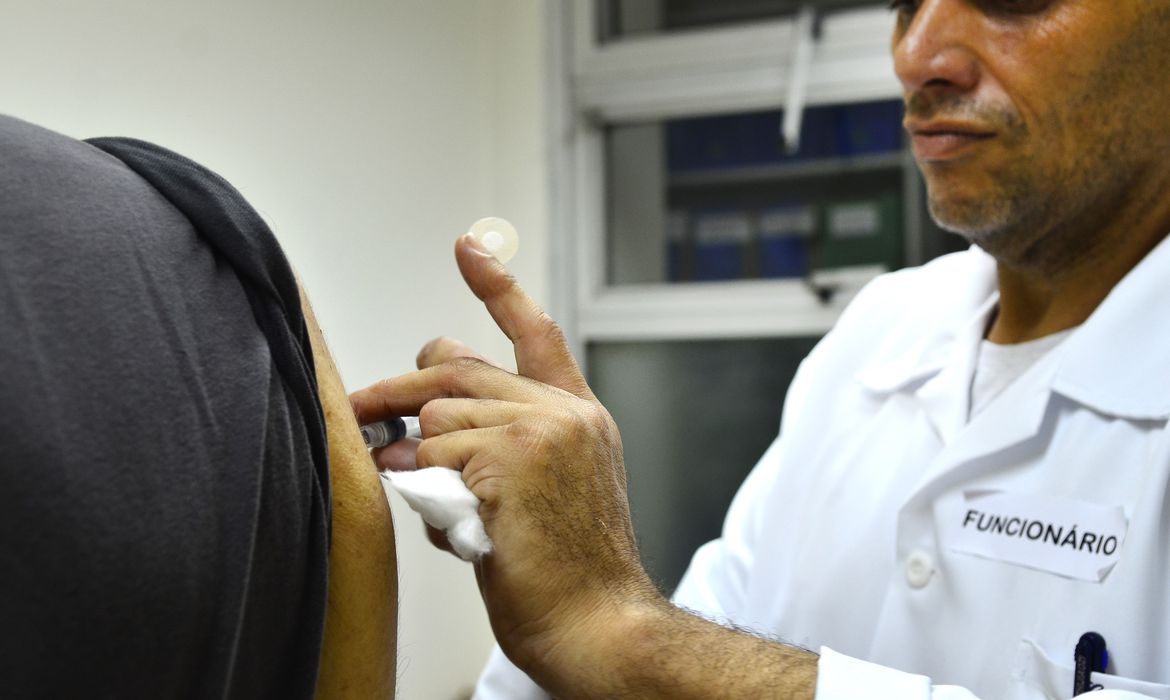 Governo do Rio de Janeiro confirma o primeiro caso de Covid-19 provocado pela subvariante Ômicron EG.5