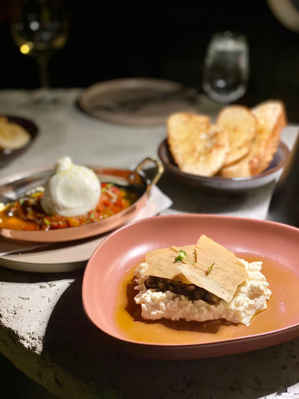 Restaurante Atarah apresenta cardápio especial no Rooftop