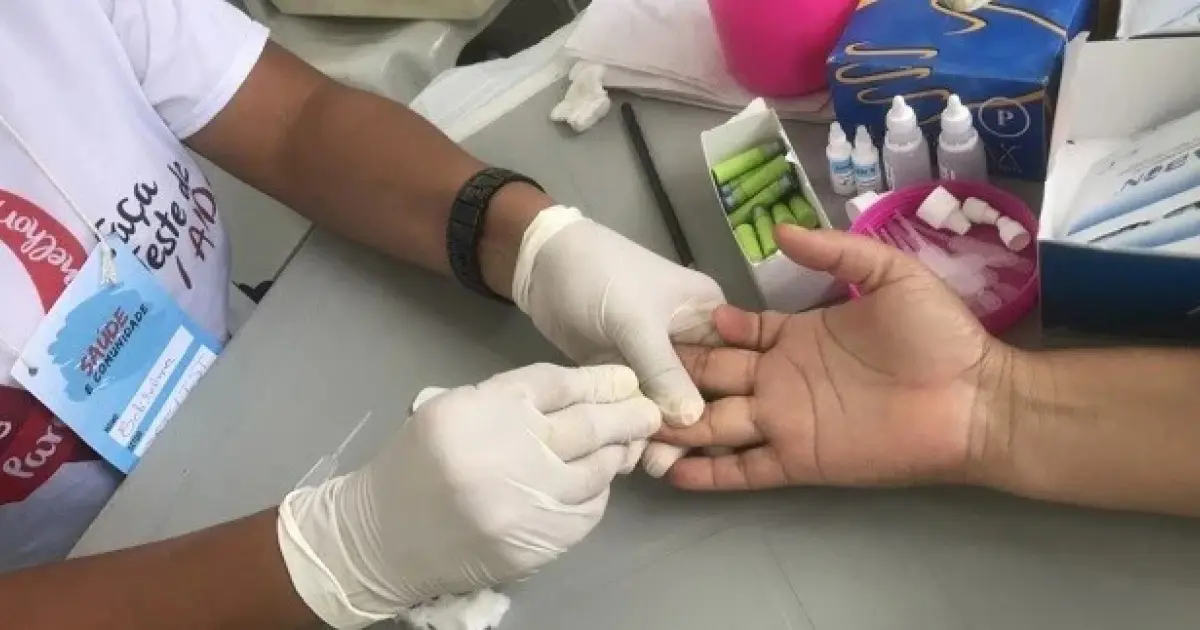 Dezembro Vermelho: Feira de Santana contabiliza aumento de casos de HIV