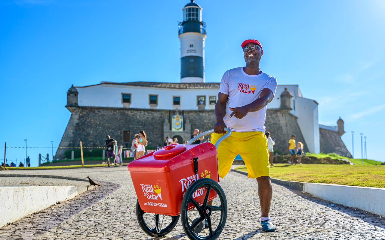 Salvador ganha homenagem na nova campanha da Sorvetes Real