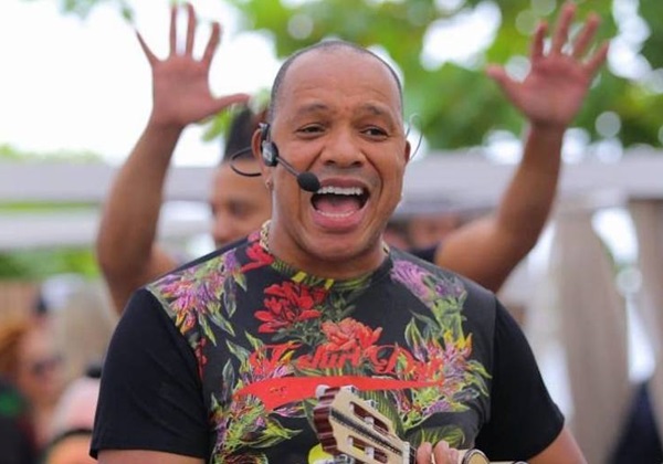 Morre Anderson Leonardo, vocalista do Molejo, vítima de câncer aos 51 anos