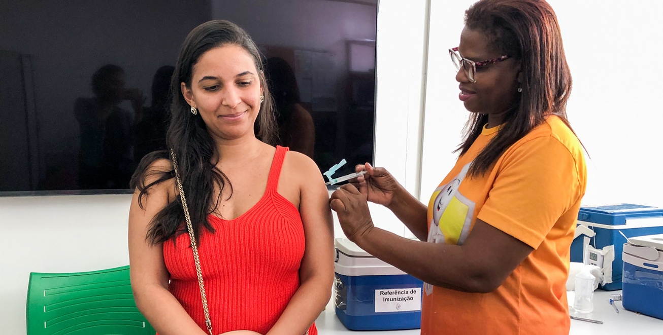Mais de 1,3 mil doses de vacina contra Influenza foram aplicadas no Dia D, em Feira de Santana   