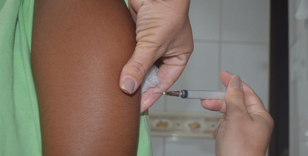 Segunda dose contra dengue já está disponível, em Feira de Santana