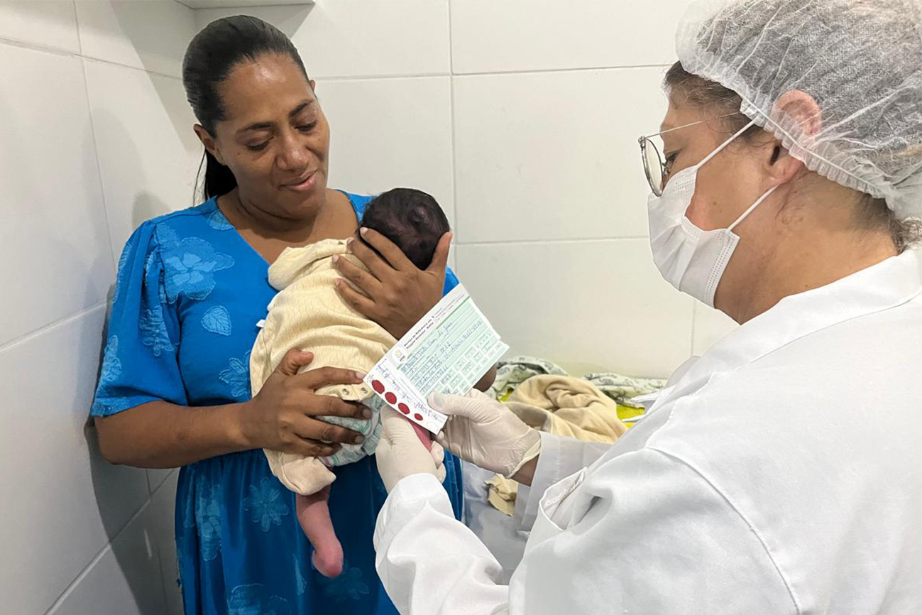 Hospital da Mulher de Feira de Santana reforça importância do Teste do Pezinho