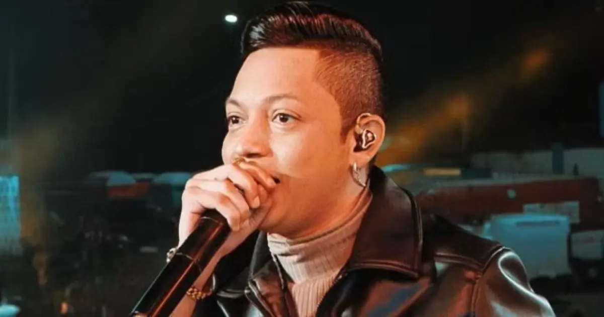 Polícia prende cantor de seresta Silfarley, após terminar show, por estelionato e associação criminosa