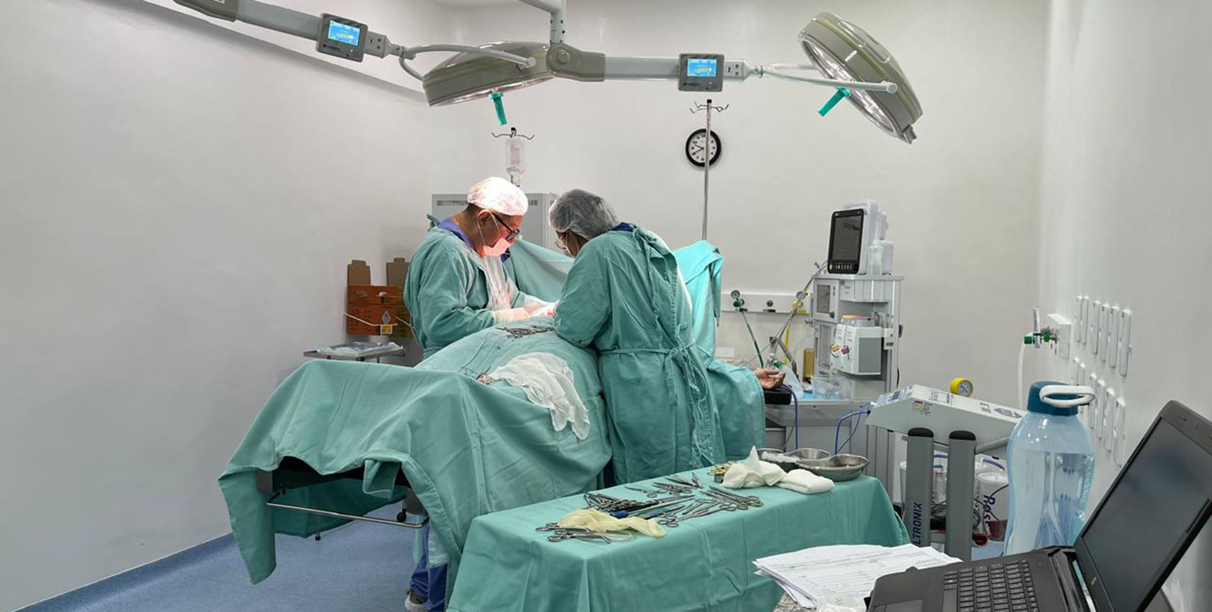 Hospital da Mulher de Feira de Santana realiza antigo sonho de paciente de ter as mamas reduzidas