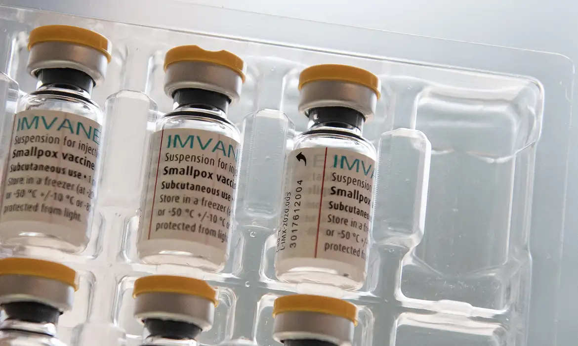 OMS pré-qualifica primeira vacina contra mpox