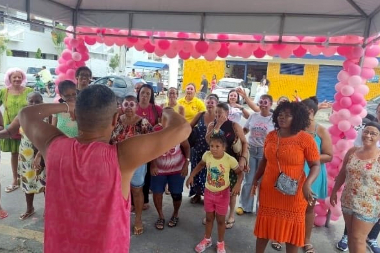 Fundação Hospitalar de Feira de Santana promove conscientização na abertura da campanha Outubro Rosa