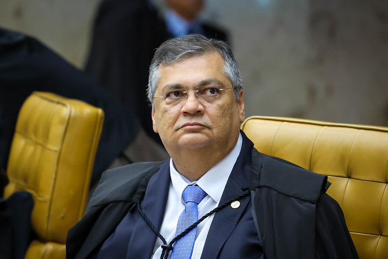 Após Congresso aprovar projeto, Flávio Dino libera pagamento de emendas parlamentares