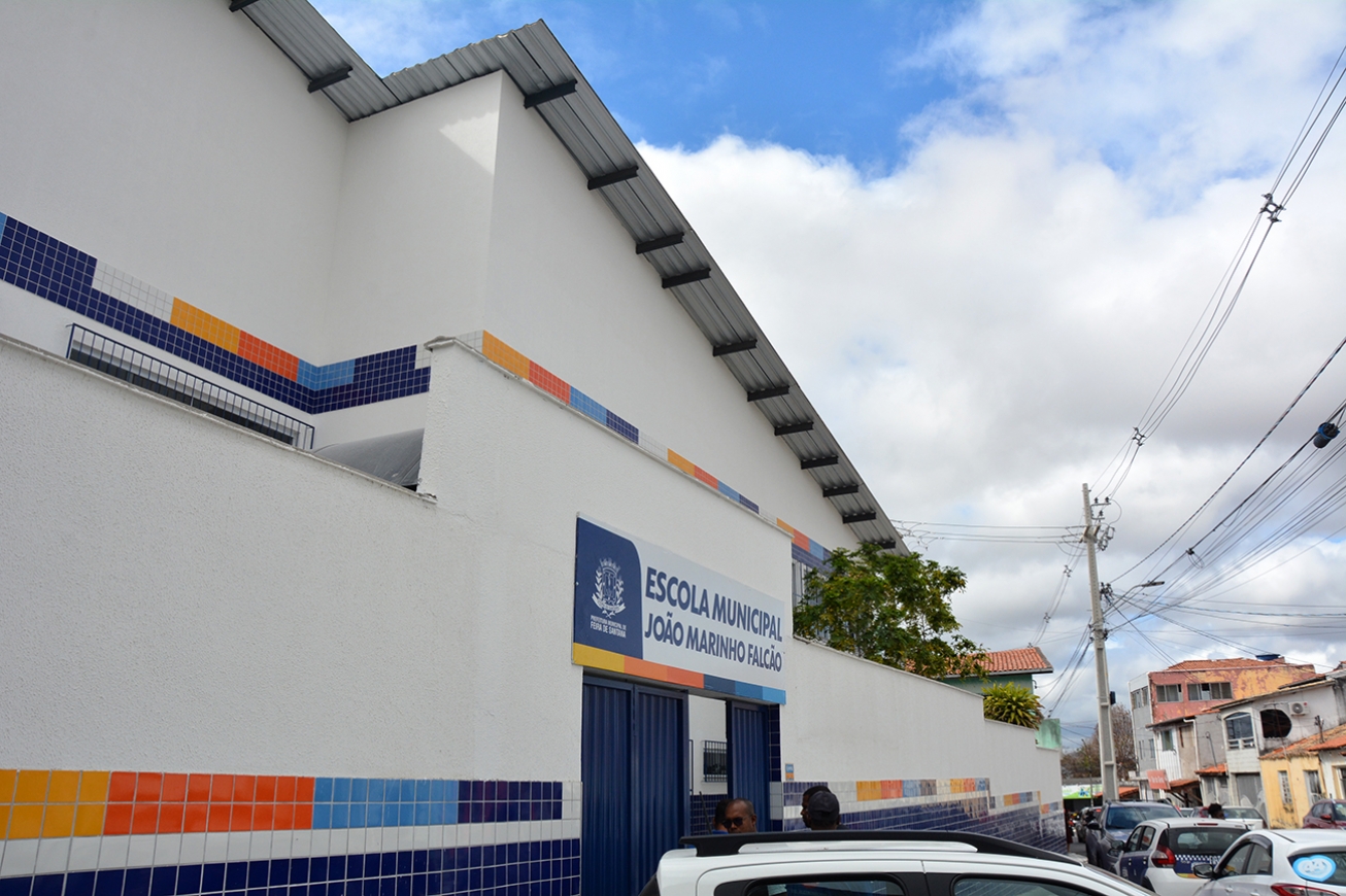 Prefeitura de Feira entrega nova escola João Marinho Falcão; unidade tem estrutura moderna e inclusiva