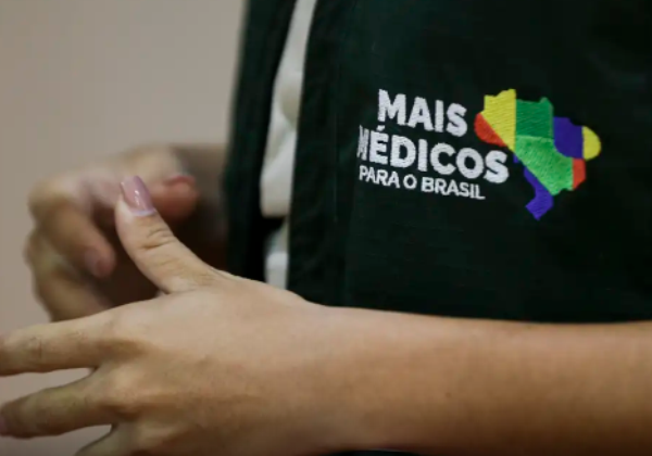 Programa Mais Médicos cresceu 62% na Bahia entre o fim de 2022 e novembro de 2024