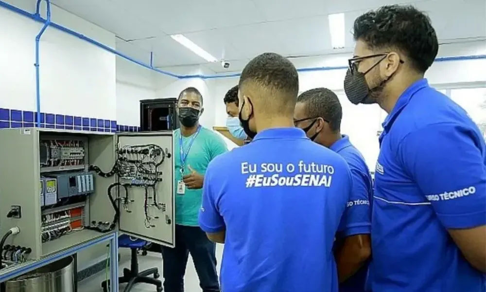Senai prorroga inscrições para mais de mil vagas gratuitas em cursos técnicos, na Bahia