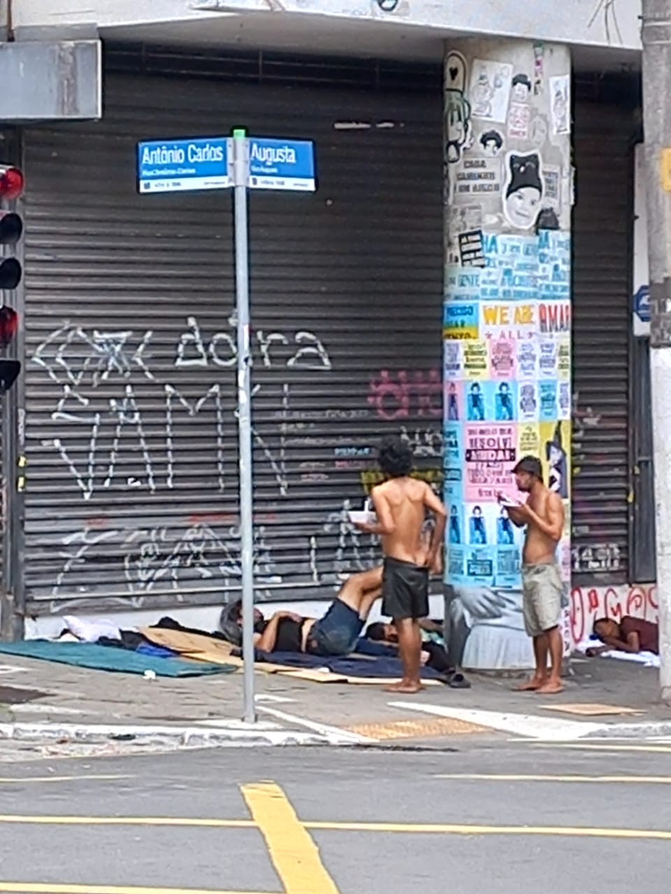 Cresce a população de rua