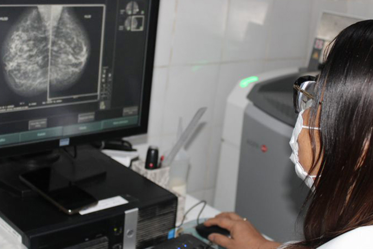 Quase mil vagas para realização de mamografia estão disponíveis na Rede Municipal de Saúde de FSA
