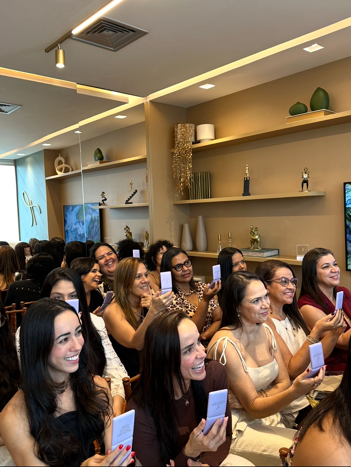 Encontro no Núcleo Dra. Talita Lelis celebra o bem-estar feminino e é marcado por troca, inspiração e sucesso