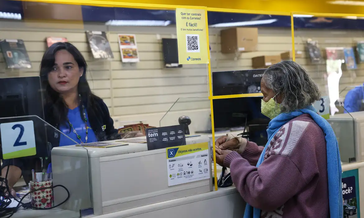 Reembolso de descontos ilegais do INSS começa nesta quarta-feira (23)   