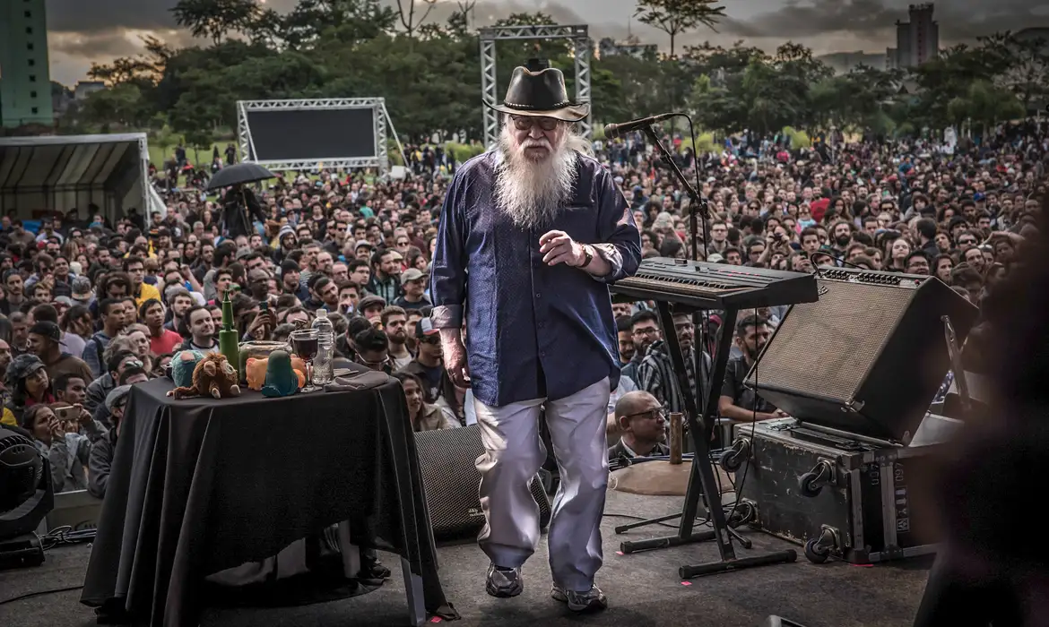 Gênio da música instrumental, Hermeto Pascoal morre, aos 89 anos, no Rio