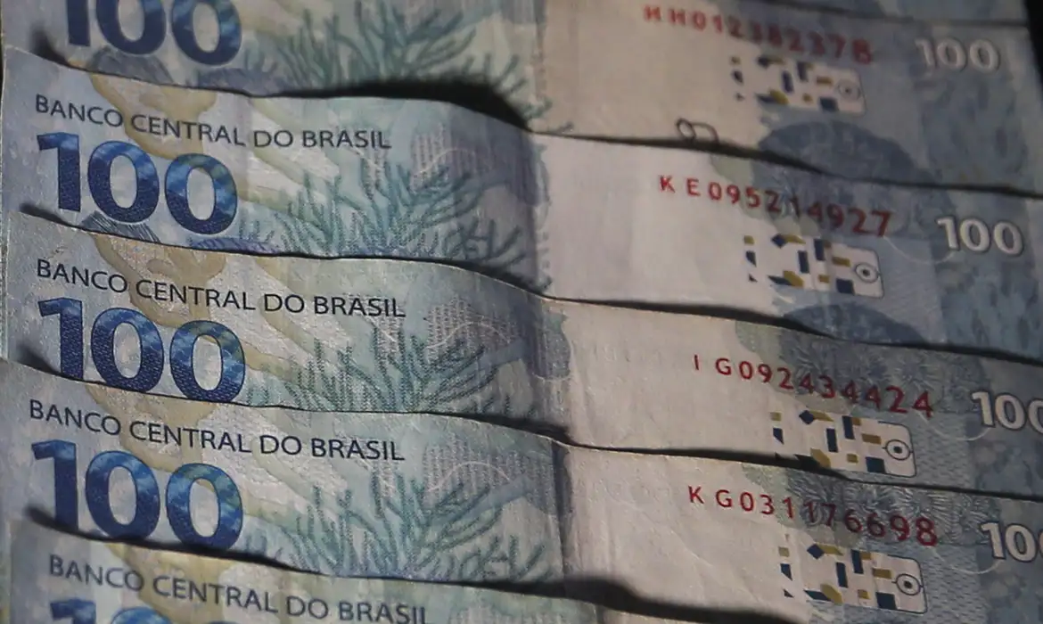Brasileiros têm R$ 10,4 bilhões em valores esquecidos para resgatar