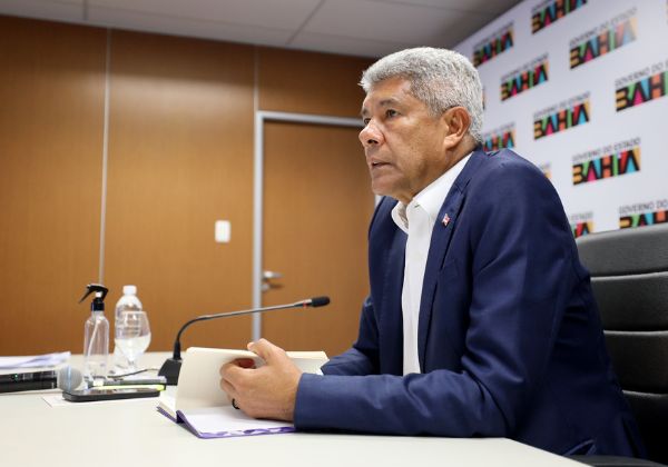  Jerônimo acusa oposição de explorar segurança pública e reafirma combate rígido ao crime organizado