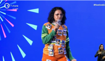 Professora da Uefs recebe Prêmio Educador do Ano 2025 