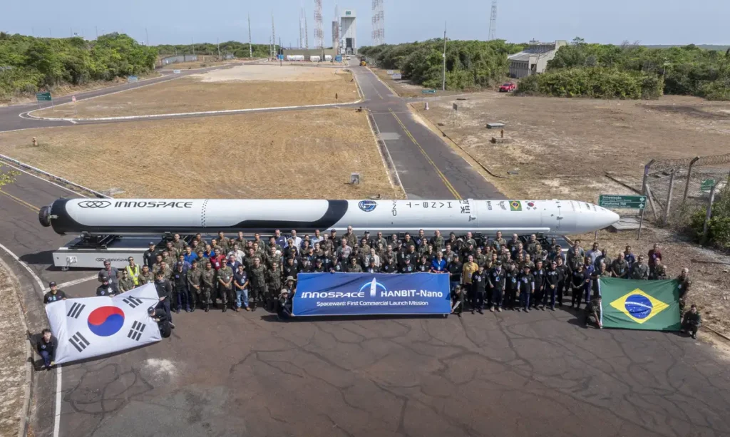 Primeiro lançamento comercial de foguete no Brasil termina em explosão
