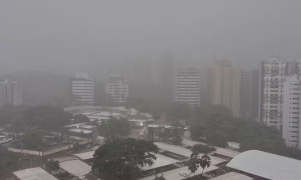 Inmet emite alerta de chuvas intensas para Salvador e mais 189 cidades do interior da Bahia
