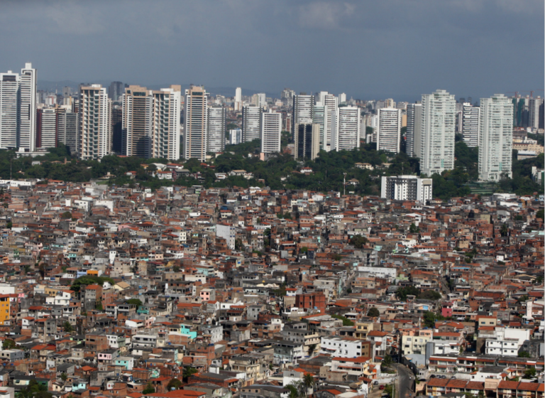 Bahia: o contraste perverso entre a riqueza cultural e o abismo social