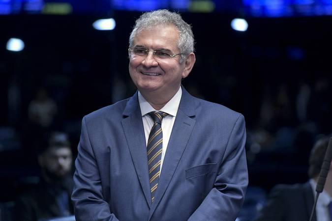 Coronel garantido, oposição falta escolher segundo candidato ao Senado e vice de ACM Neto