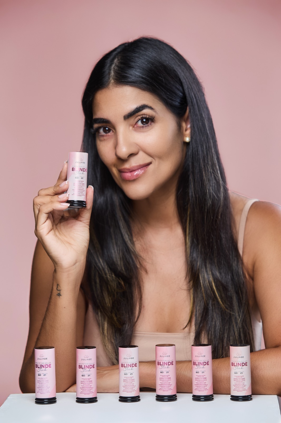 Juliage aposta em trio de produtos como aliados da pele no Carnaval de Salvador