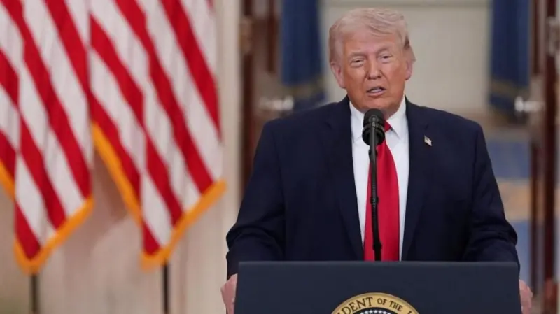 A Noite e a Pedra: Como a ameaça de Trump ao Irã revela o crepúsculo da estratégia americana