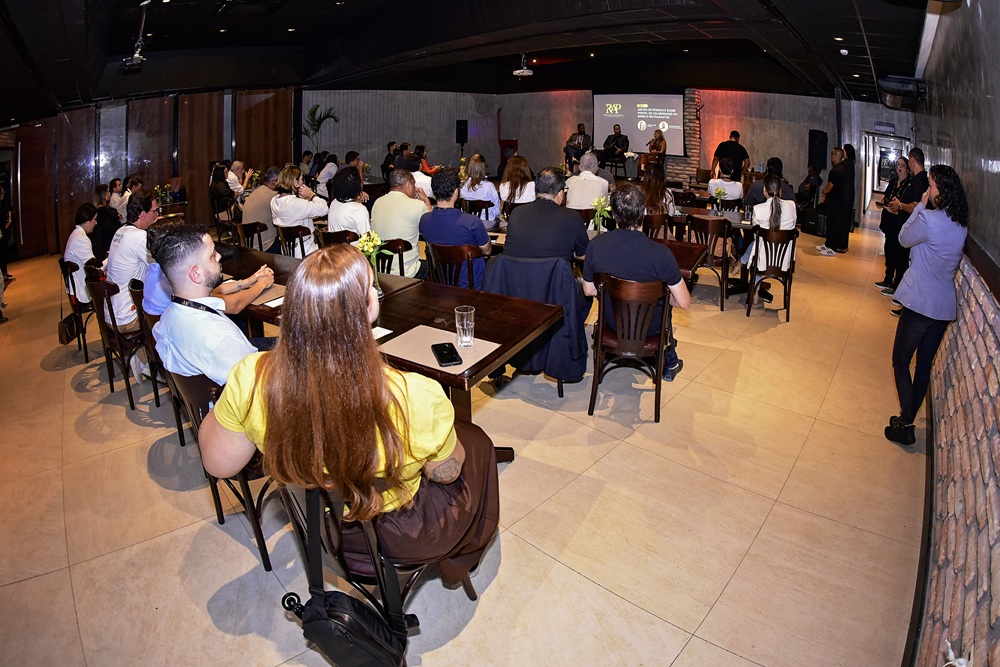 Empresários do food service se reúnem em Feira de Santana para discutir vendas e gestão de restaurantes