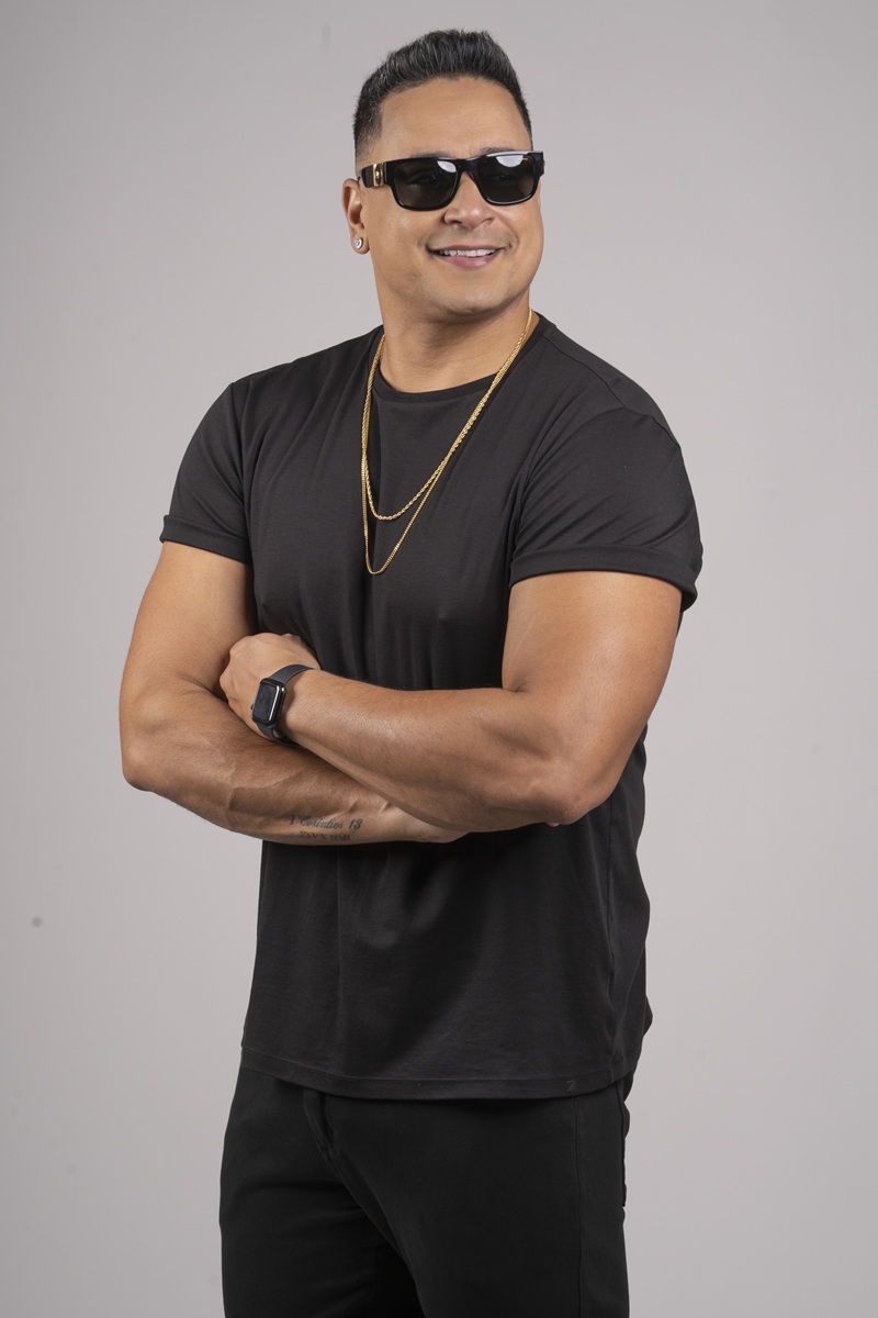 Xanddy Harmonia inicia agenda de maio com shows nas maiores micaretas do país