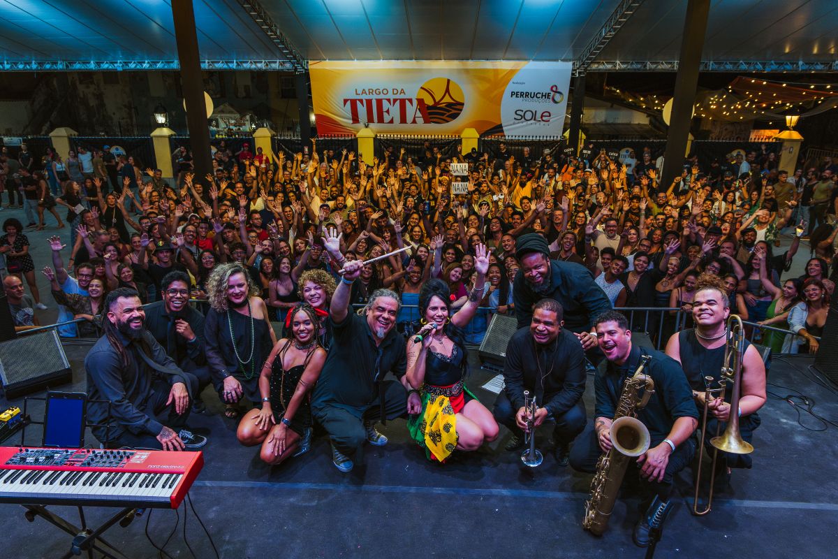 Amy Reggaehouse emociona público e transforma Pelourinho em palco de celebração musical