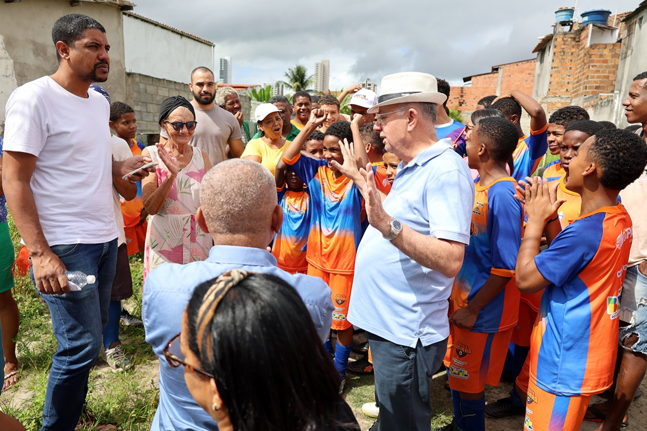 Parque Getúlio Vargas terá novo espaço de lazer com chafariz, anuncia prefeito José Ronaldo