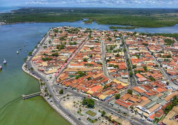 Porto Seguro começa a cobrar taxa ambiental para circulação de veículos a partir de junho; valor pode chegar a R$ 90 por dia