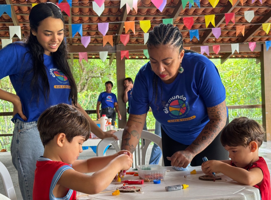 Espaço lúdico terapêutico desenvolve ações à conscientização do Autismo em região de Lauro de Freitas