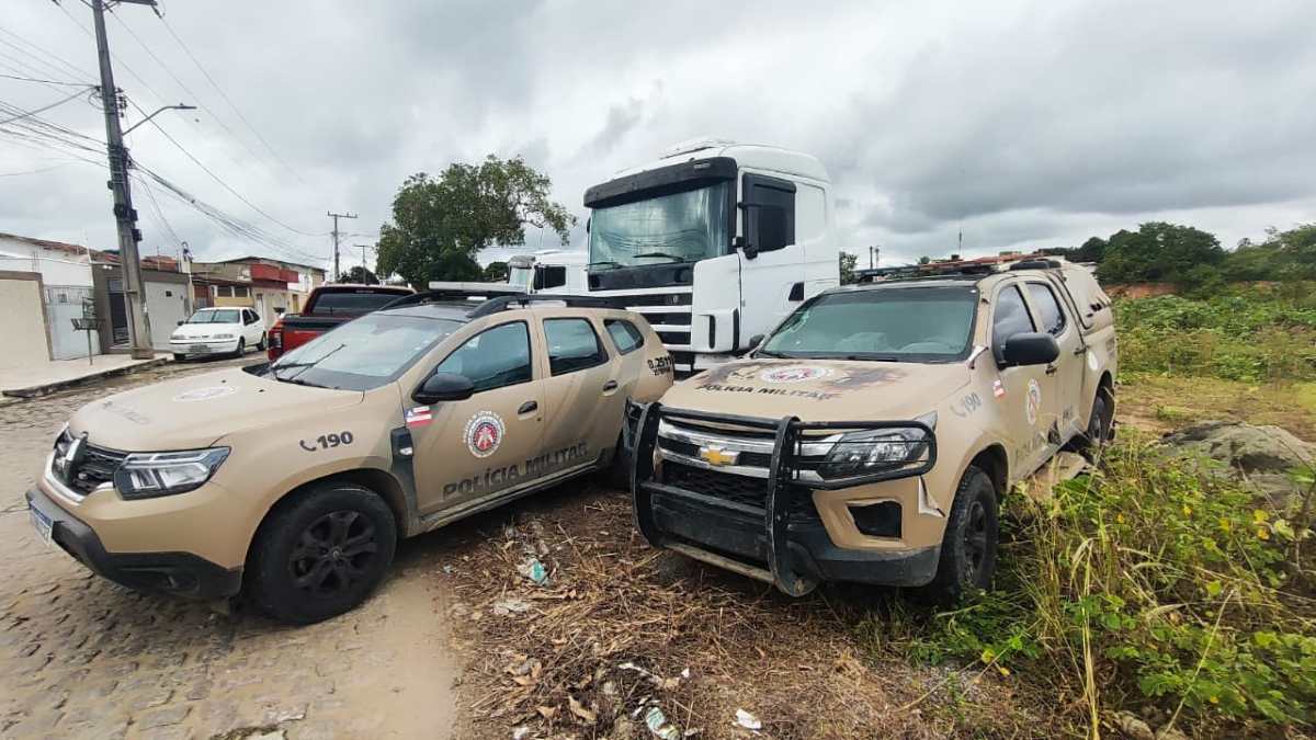 Inocentes, famílias são despejadas de suas casas em imbróglio entre imobiliária, construtora e a Caixa