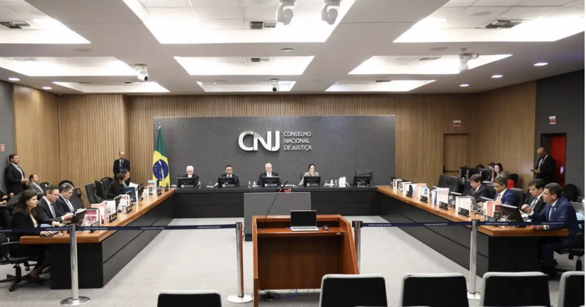 Nova regra pode permitir até 178 dias de folga por ano para juízes e membros do Ministério Público