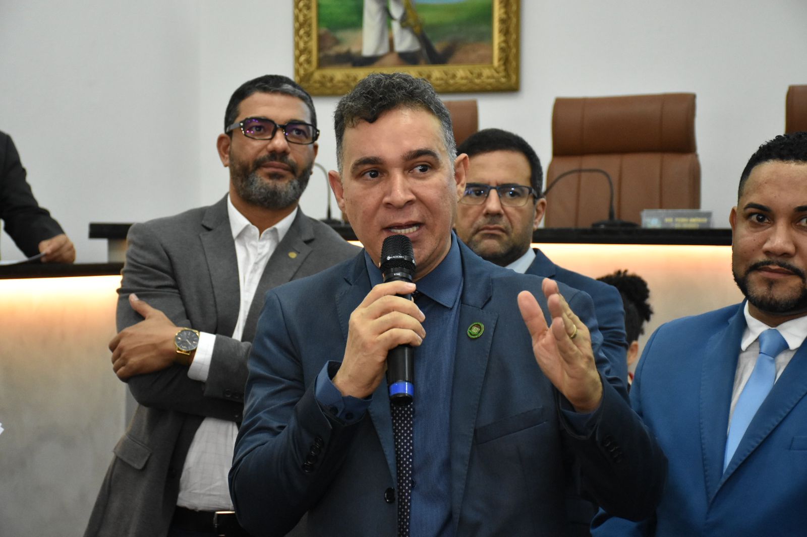 Presidente da Câmara de Feira solicita melhorias em ruas do SIM, Tomba e Cidade Nova