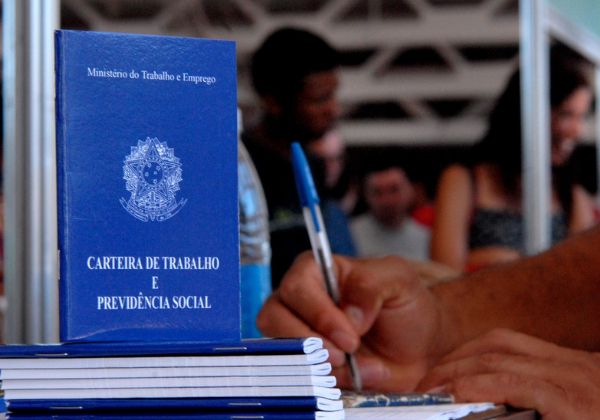 Salário médio na Bahia fica abaixo da média nacional e estado ocupa apenas a 20ª posição no ranking do IBGE