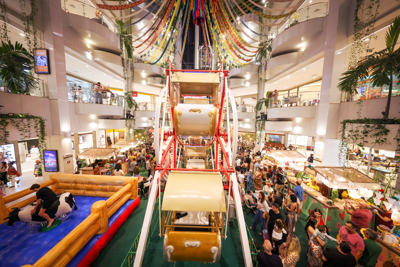 Casamento da Roça no Shopping Barra, arrasta-pé e tradição no feriado prolongado
