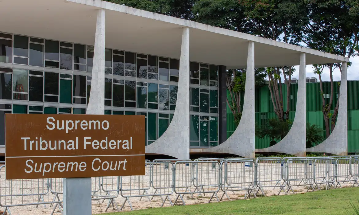 STF libera pagamento retroativo de penduricalhos; valores serão limitados a 35% do teto constitucional