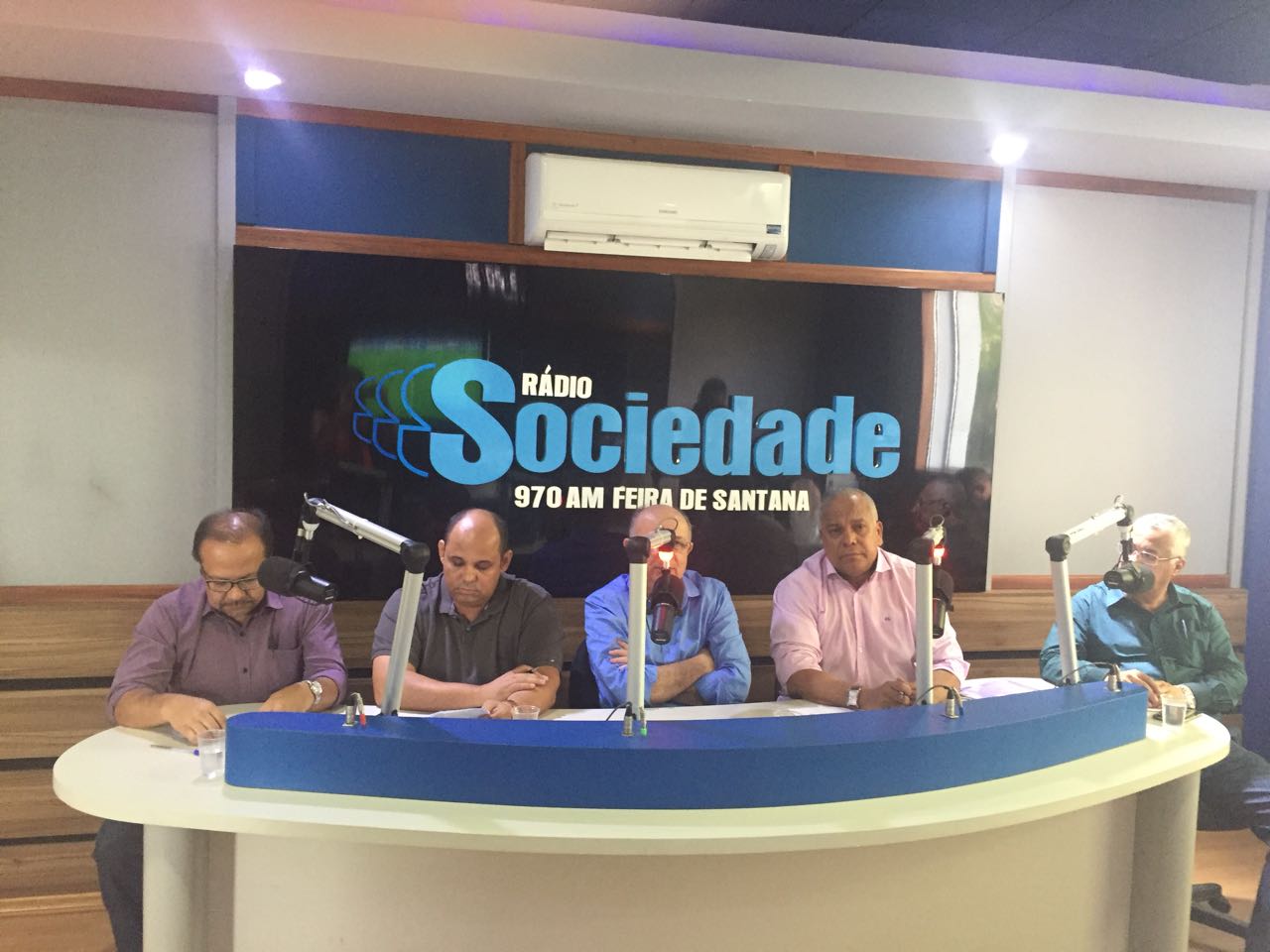 Ronaldo diz que Rui é candidato dentro da média e que excesso de candidato a deputado em seu grupo é um risco. 