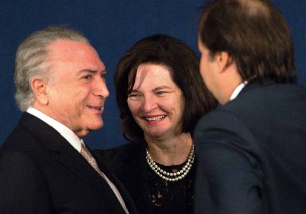 Apenas intervenção federal não é remédio para a violência