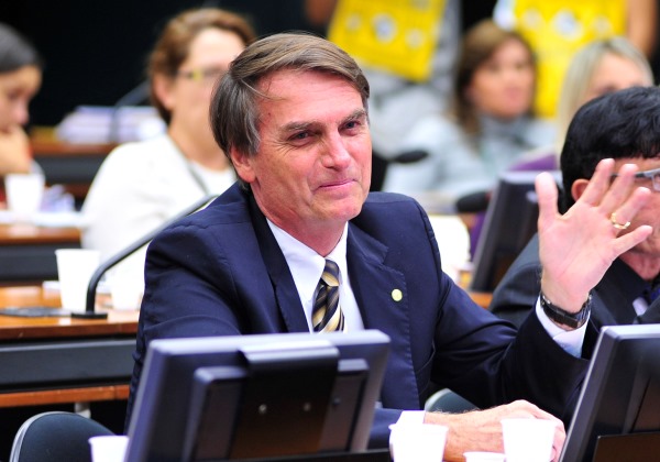 Debate de presidenciáveis deixa Bolsonaro em evidência mais uma vez 
