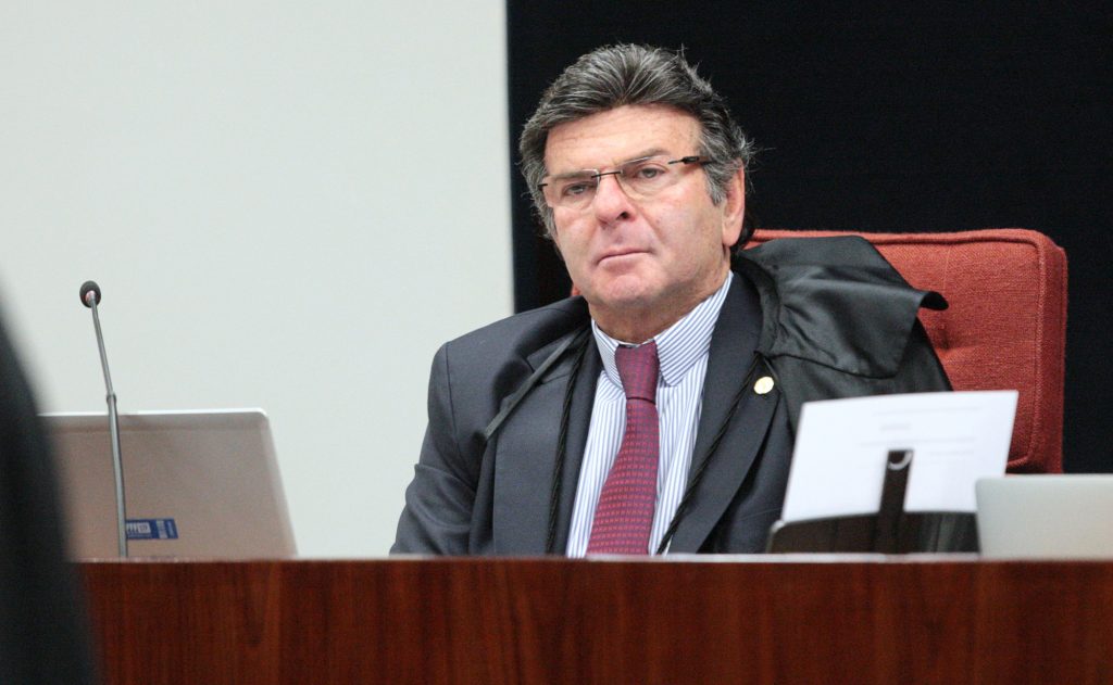 Ministro Luiz Fux nega desavença no STF e diz que juiz deve atuar de acordo com anseio popular