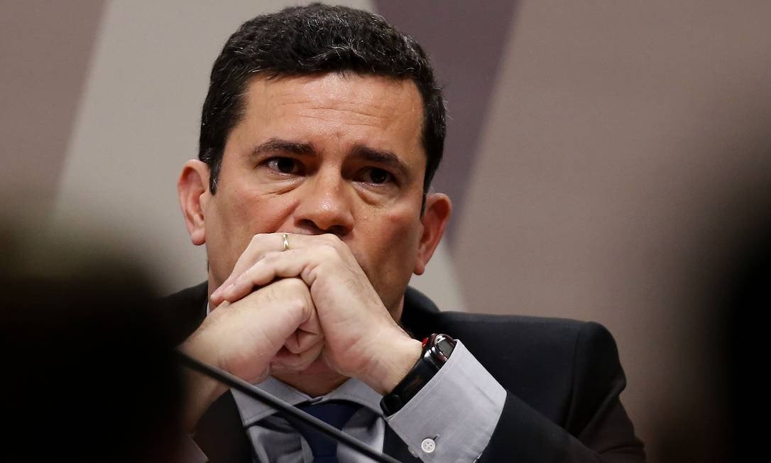 Moro sai  da CCJ maior do que entrou 