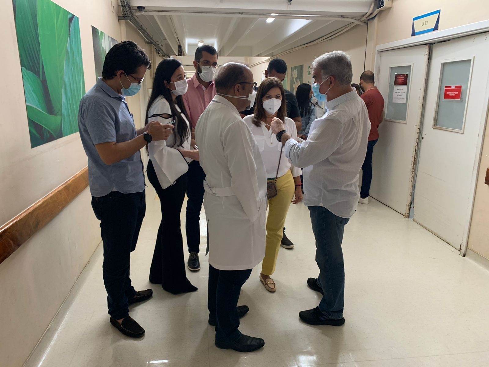 Secretária de Saúde Adélia Pinheiro e  deputado José Neto visitam o HGCA