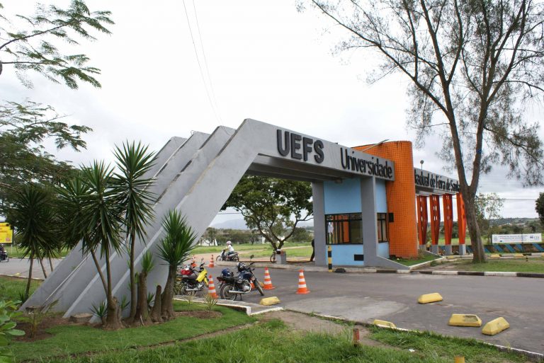 Hospital Universitário da Uefs: um santo remédio